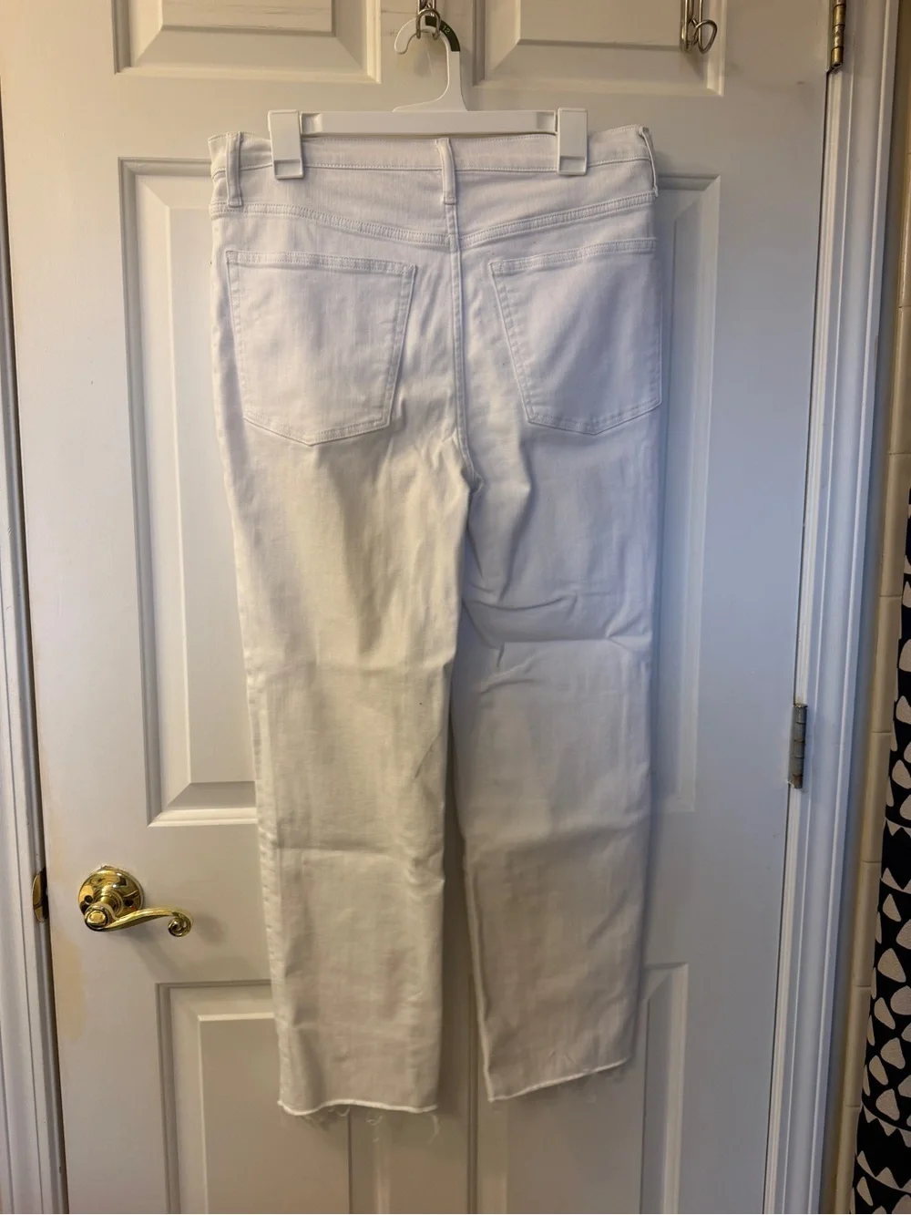 J. Crew White Straight-Leg Stovepipe size 30 Jeans with Frayed Hem